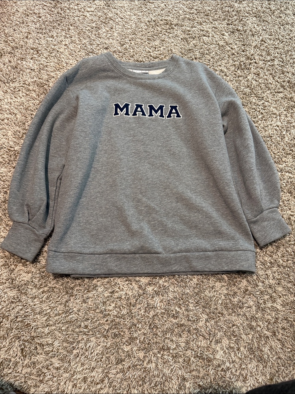 Cozy Gray 'MAMA' Crewneck Sweatshirt